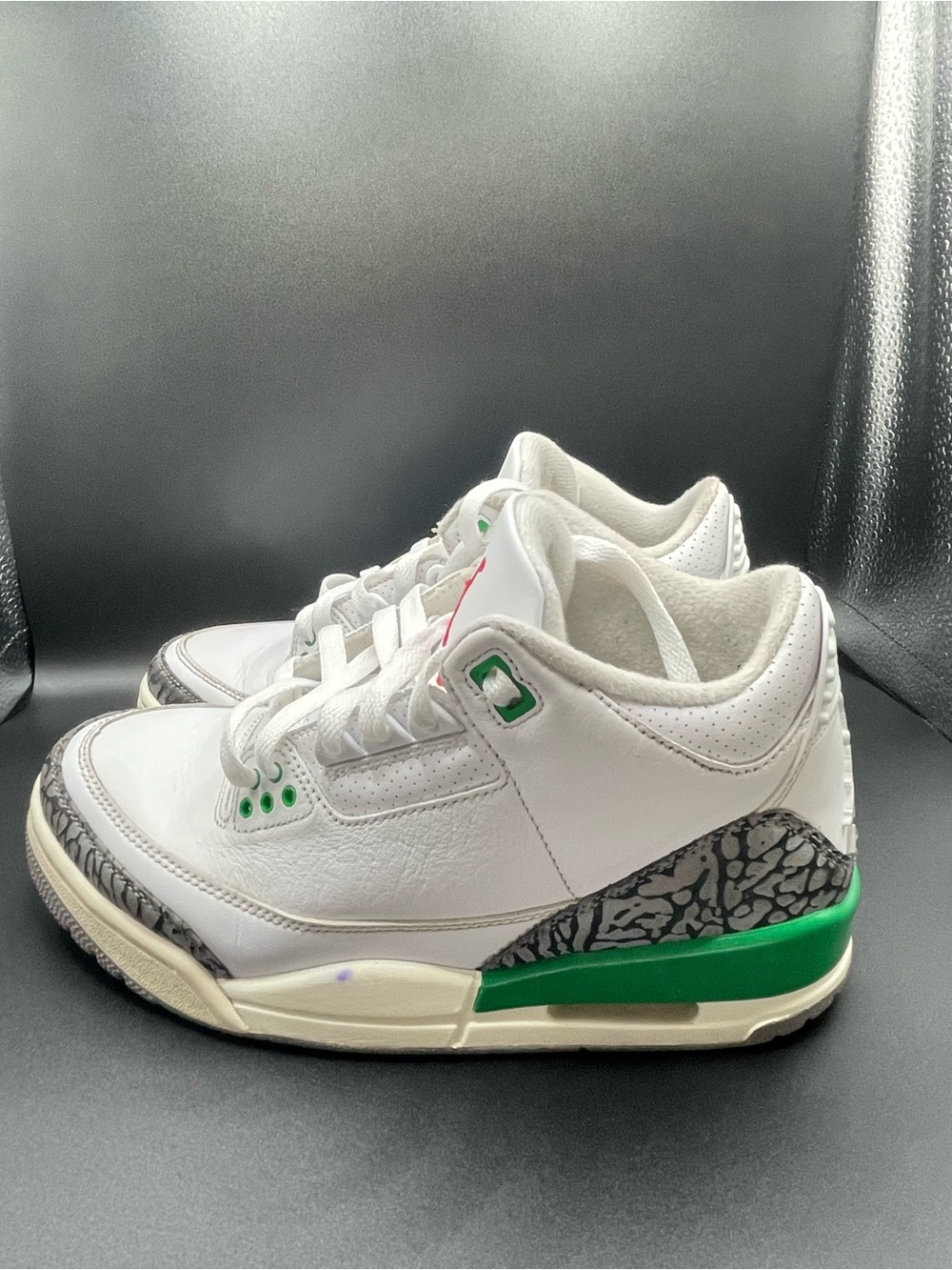 Jordan White Green Elephant Print Low-Top Sneakers